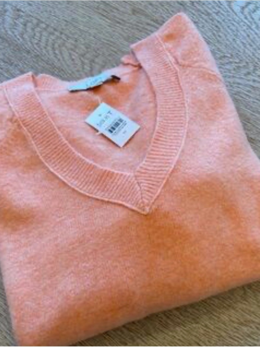 LOFT Women's V-Neck Peach Sweater